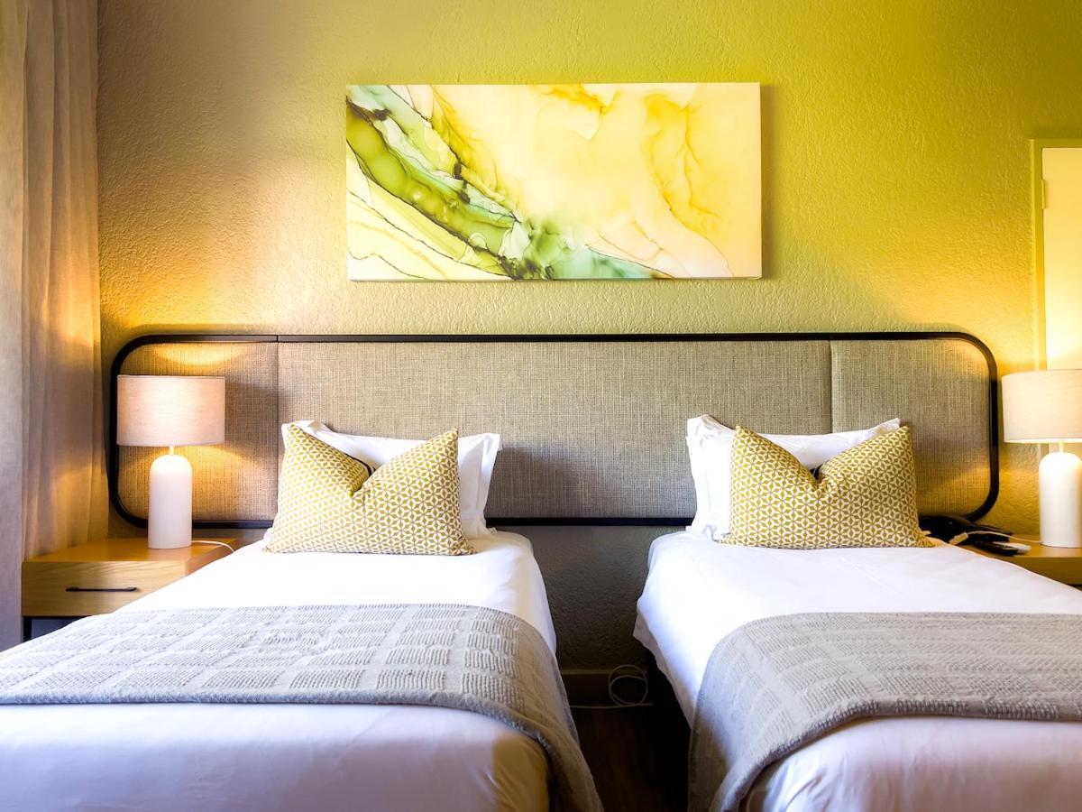 Cresta Lodge Harare Esterno foto