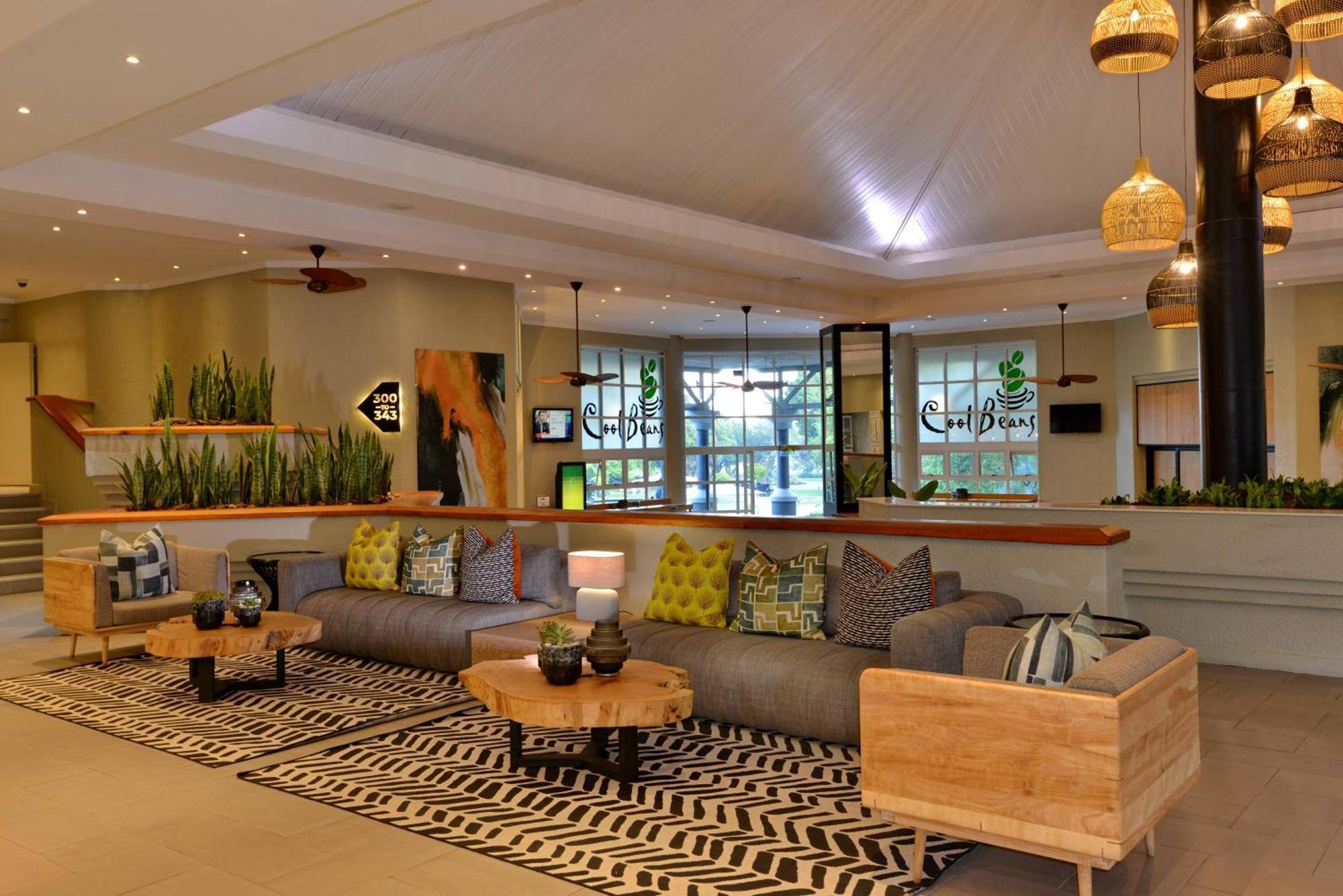 Cresta Lodge Harare Esterno foto